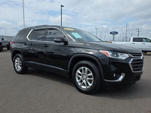 Used 2021 Chevrolet Traverse LT image 7