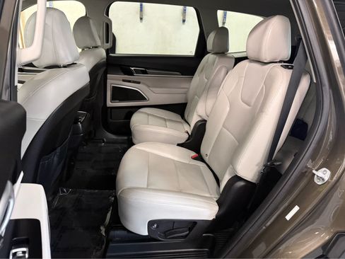 Used 2020 Kia Telluride S AWD/4WD image 20