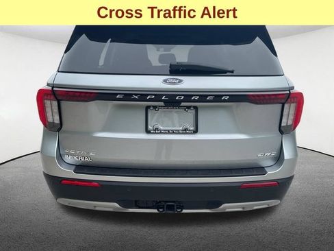 Certified 2025 Ford Explorer Active w/ Active Comfort Package AWD/4WD image 13