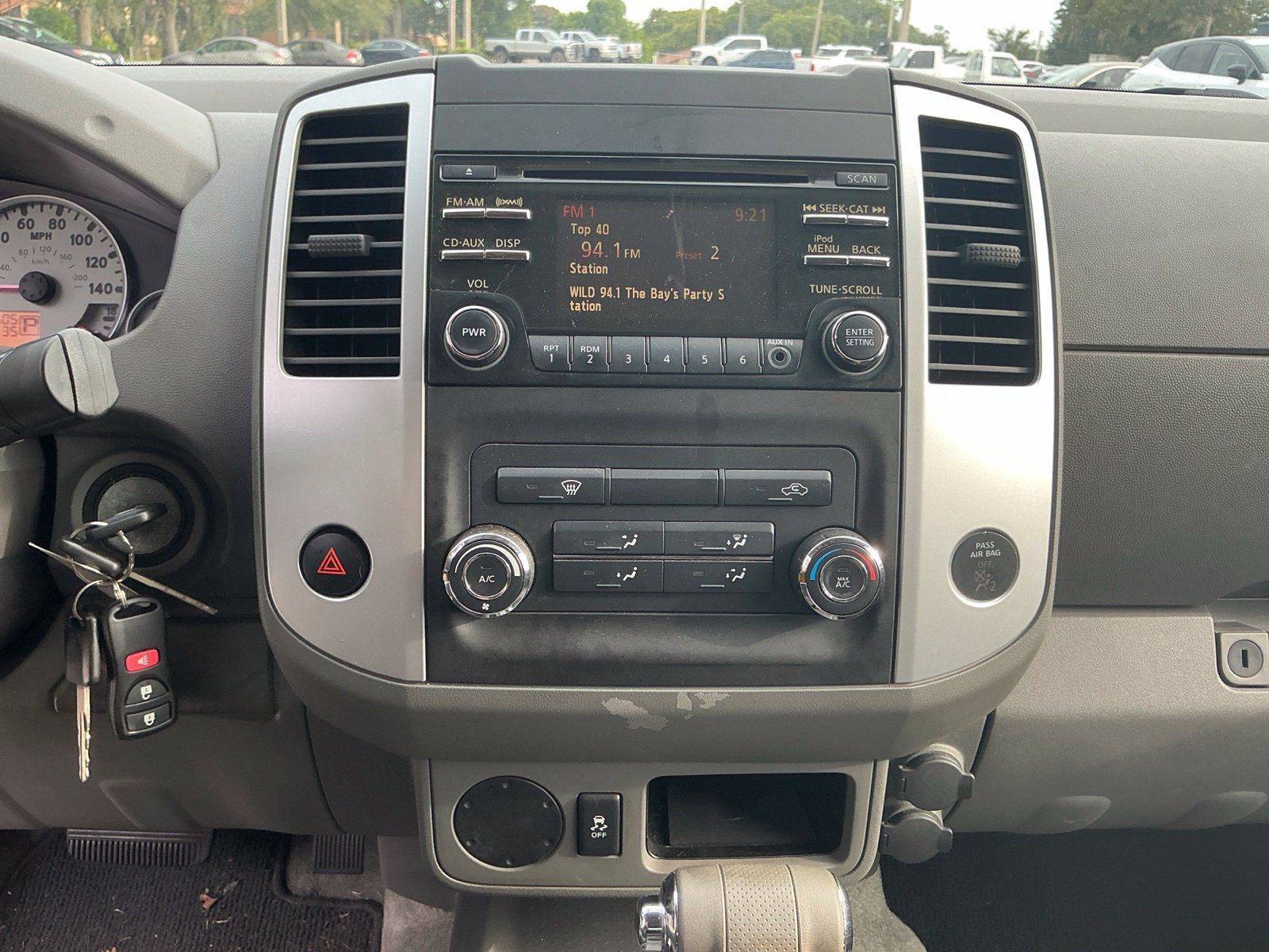 Used 2014 Nissan Frontier Desert Runner RWD image 18