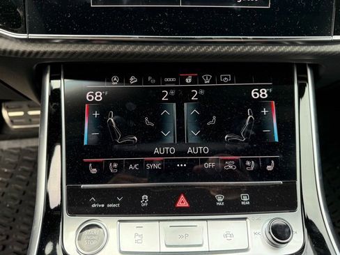 Used 2026 Audi Q7 3.0T Prestige image 18