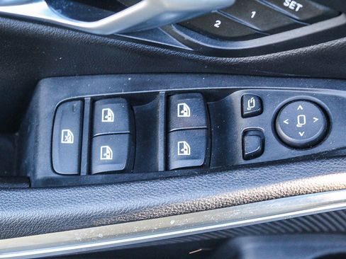 Used 2022 BMW 330i Sedan w/ Driving Assistance Package image 20