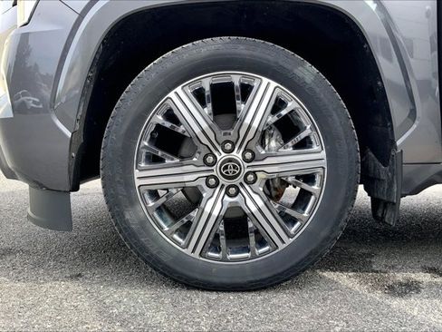 Used 2024 Toyota Sequoia Capstone AWD/4WD image 8