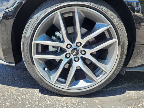 Used 2017 Ford Mustang GT Premium RWD image 20