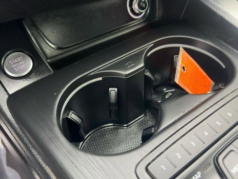 Used 2017 Audi A4 2.0T Premium image 26