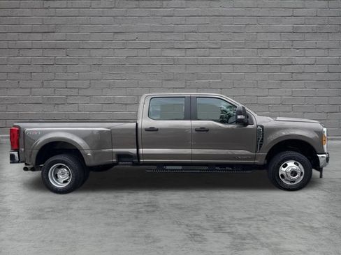 Used 2023 Ford F350 XL AWD/4WD image 9