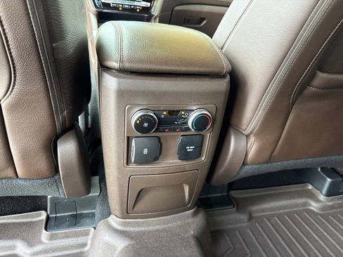 Used 2023 Ford Explorer King Ranch w/ Technology Package AWD/4WD image 29