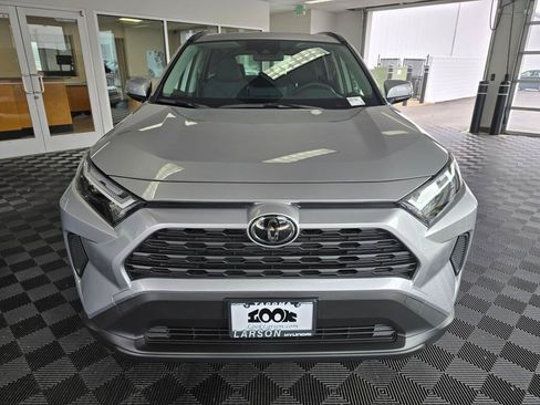 Used 2025 Toyota RAV4 XLE w/ Convenience Package AWD/4WD image 8