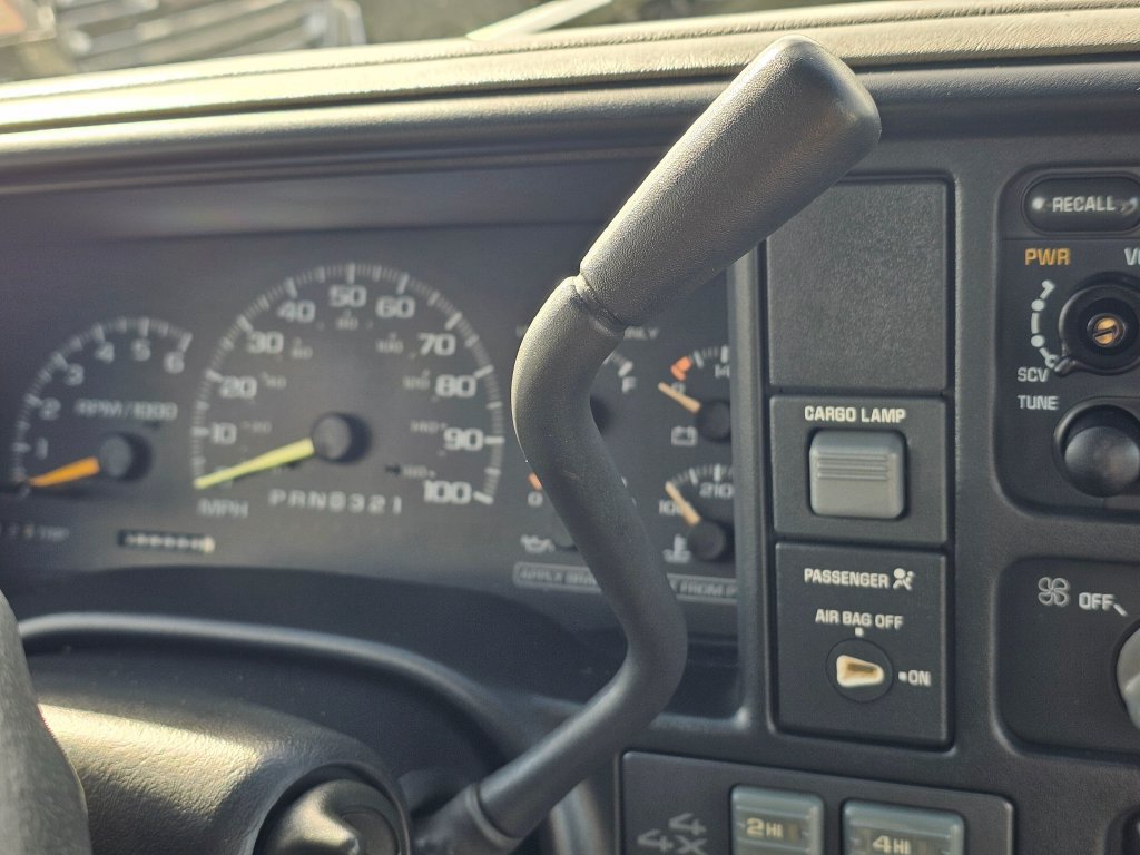 Used 1998 Chevrolet Silverado 1500 4x4 Extended Cab w/ Preferred Equipment Group 3 image 27