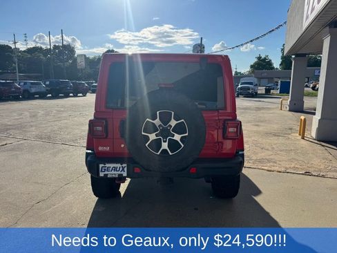 Used 2018 Jeep Wrangler Unlimited Rubicon w/ Dual Top Group AWD/4WD image 10