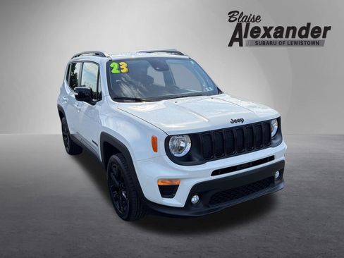 Used 2023 Jeep Renegade Altitude w/ Convenience Group I AWD/4WD image 1