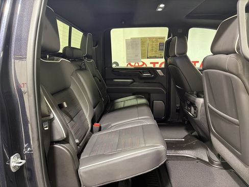 Used 2025 GMC Sierra 2500 AT4X AWD/4WD image 14