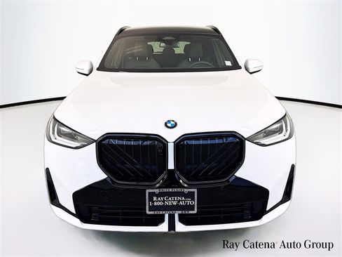 Used 2026 BMW X3 xDrive30 w/ Premium Package image 2