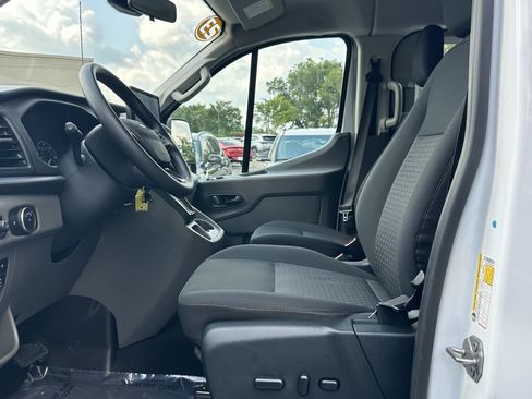 Used 2023 Ford Transit 350 XLT RWD image 9
