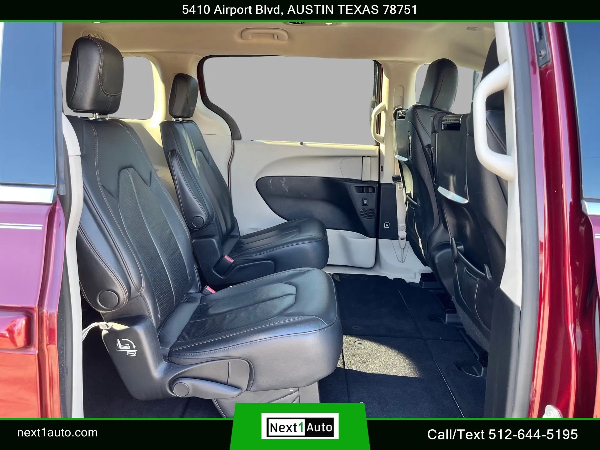 Used 2018 Chrysler Pacifica Touring-L Plus w/ Tire & Wheel Group FWD image 24