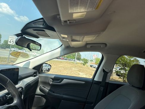 Used 2022 Ford Escape SE w/ Convenience Package AWD/4WD image 16