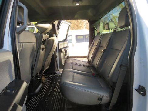 Used 2019 Ford F250 XL w/ Power Equipment Group image 31