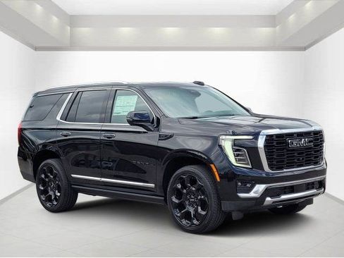 New 2026 GMC Yukon Denali w/ Denali Reserve Package AWD/4WD image 1