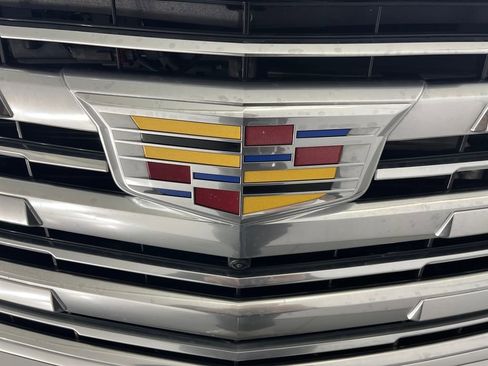 Used 2017 Cadillac Escalade Platinum image 38