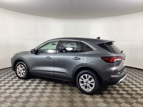 Used 2023 Ford Escape Active w/ Tech Pack #1 image 4