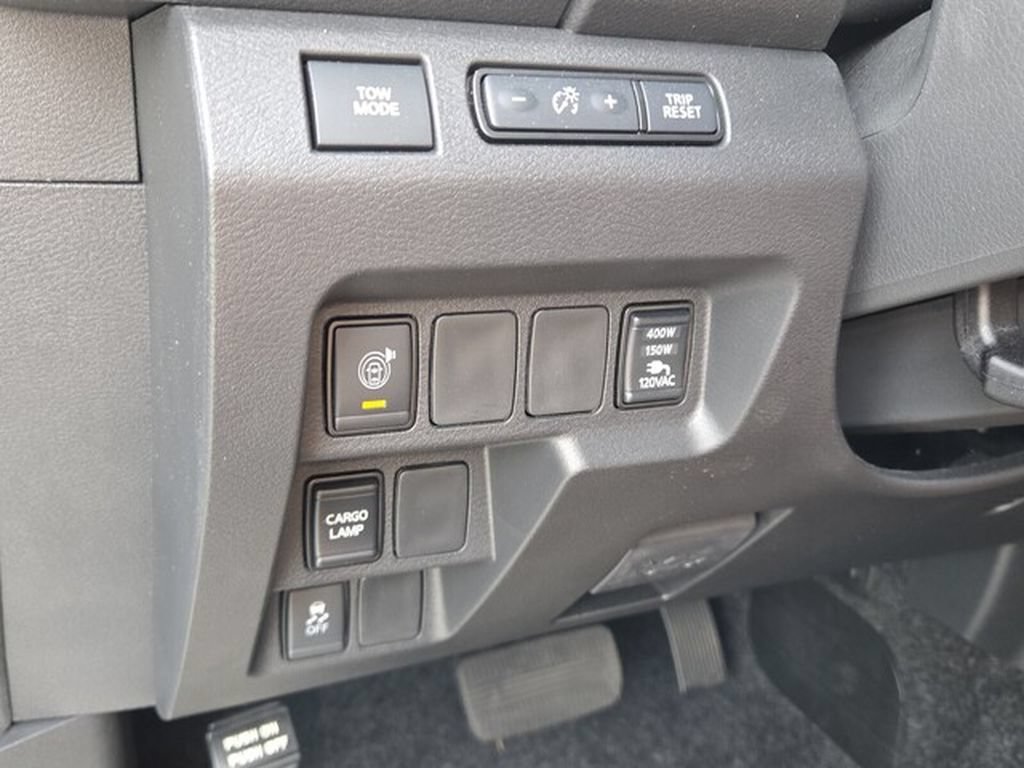 Used 2026 Nissan Frontier SV w/ SV Convenience Package RWD image 29