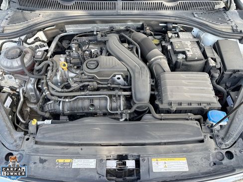 Used 2024 Volkswagen Jetta SE w/ Panoramic Sunroof Package FWD image 18