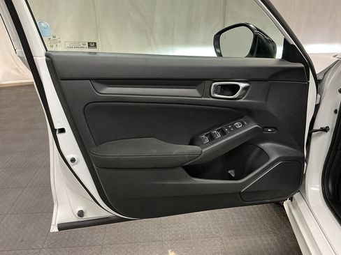 Used 2025 Honda Civic Sport image 19
