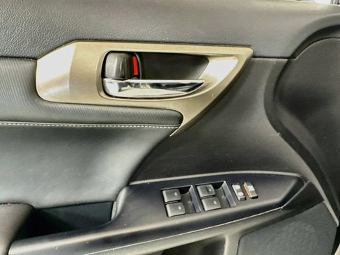 Used 2017 Lexus CT 200h FWD image 15