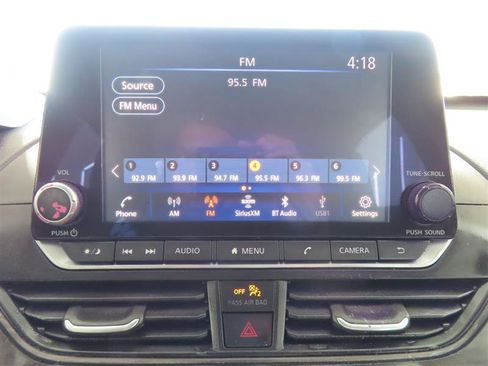 Used 2023 Nissan Altima 2.5 SV FWD image 24