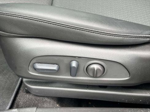 Used 2023 Buick Encore GX Preferred w/ Cold Weather Comfort Package image 19