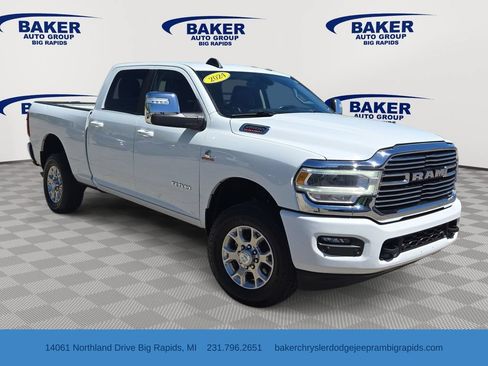 Used 2024 RAM 2500 Laramie AWD/4WD image 1
