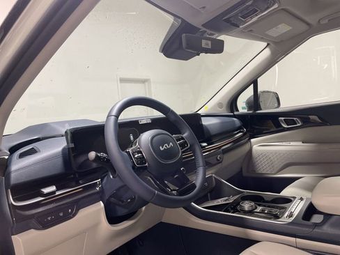 New 2026 Kia Carnival SX Prestige image 21