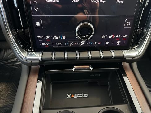New 2026 GMC Yukon Denali w/ Advanced Technology Package AWD/4WD image 25
