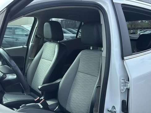 Used 2015 Buick Encore Convenience image 10