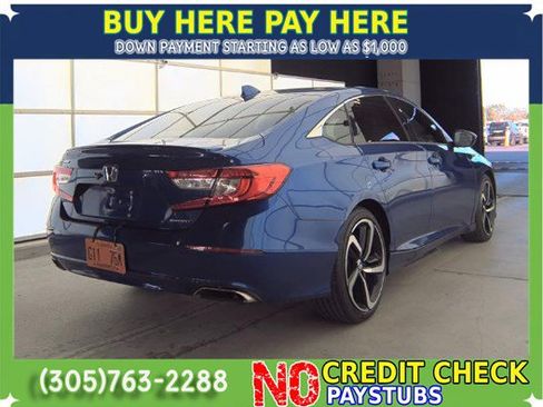 Used 2018 Honda Accord Sport image 4