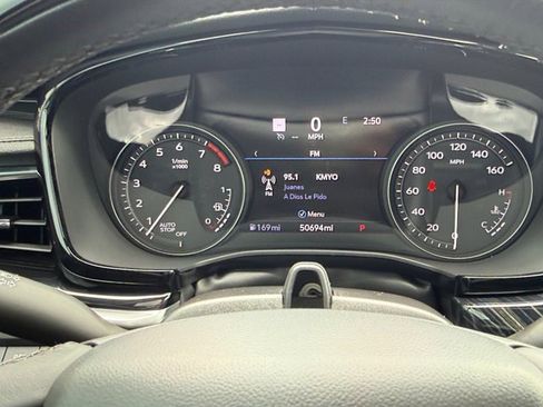 Used 2024 Cadillac XT6 Premium Luxury w/ Technology Package FWD image 23