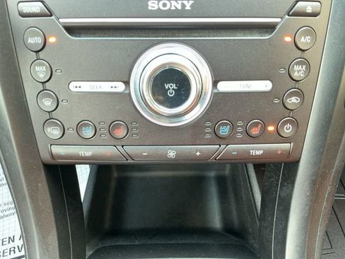 Used 2019 Ford Fusion Titanium FWD image 17