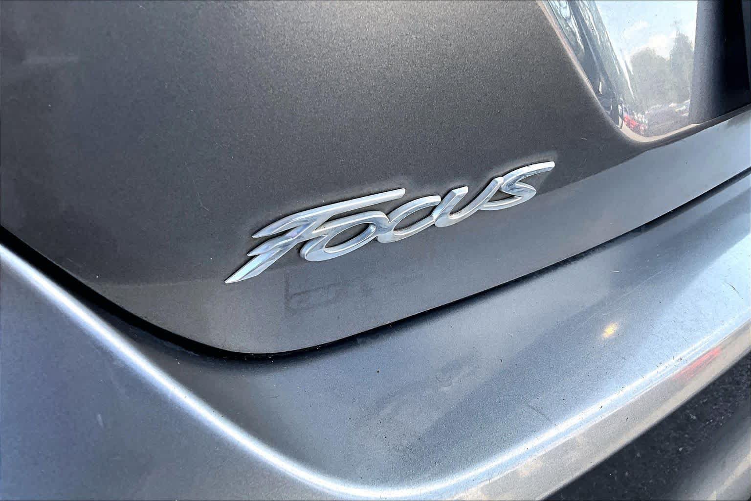Used 2014 Ford Focus SE FWD image 28