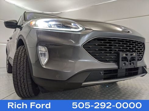Certified 2022 Ford Escape Titanium w/ Class II Trailer Tow Package image 30