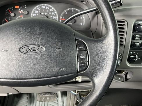 Used 1997 Ford F250 Lariat image 16