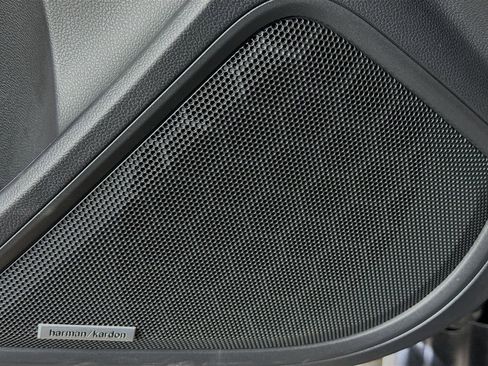 Used 2025 Subaru Outback Onyx Edition image 21