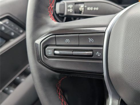 Used 2023 Chevrolet Colorado Z71 w/ Z71 Convenience Package 2 image 22