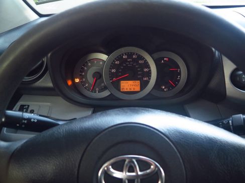 Used 2008 Toyota RAV4 4WD image 8