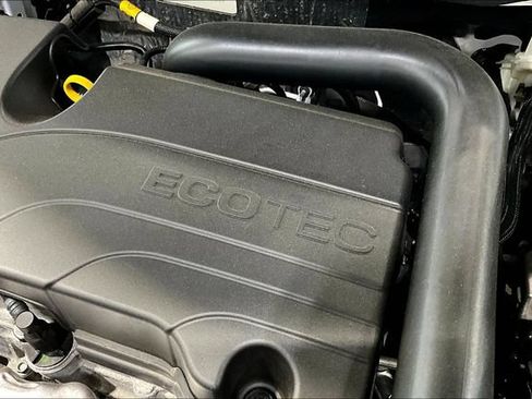 Used 2023 Chevrolet Equinox LT w/ LPO, Floor Liner Package AWD/4WD image 28