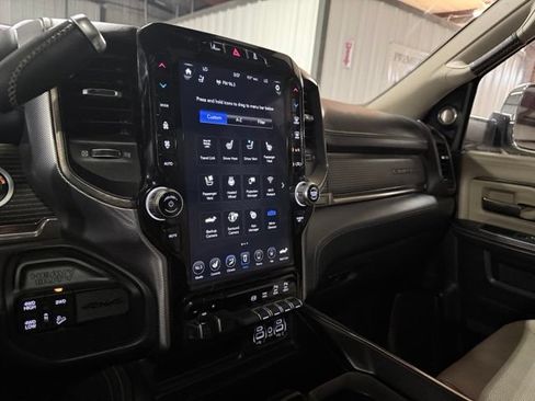 Used 2020 RAM 2500 Limited AWD/4WD image 31