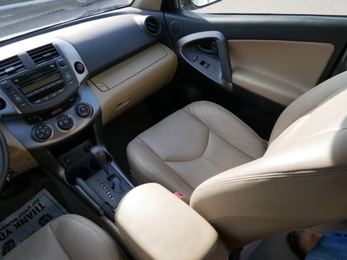 Used 2010 Toyota RAV4 4WD image 11