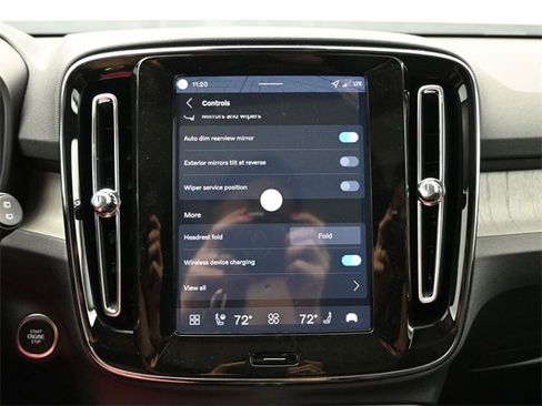 New 2026 Volvo XC40 B5 Core w/ Climate Package image 17