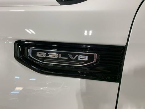 Used 2020 GMC Sierra 1500 Elevation w/ Elevation Value Package image 32