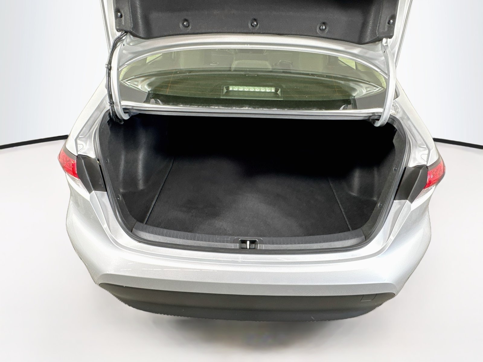 Certified 2024 Toyota Corolla LE FWD image 22