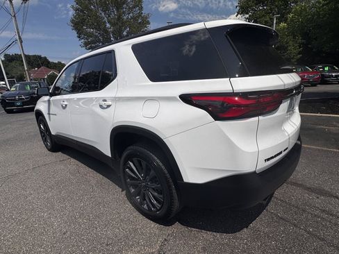 Certified 2023 Chevrolet Traverse RS w/ LPO, Floor Liner Package AWD/4WD image 5